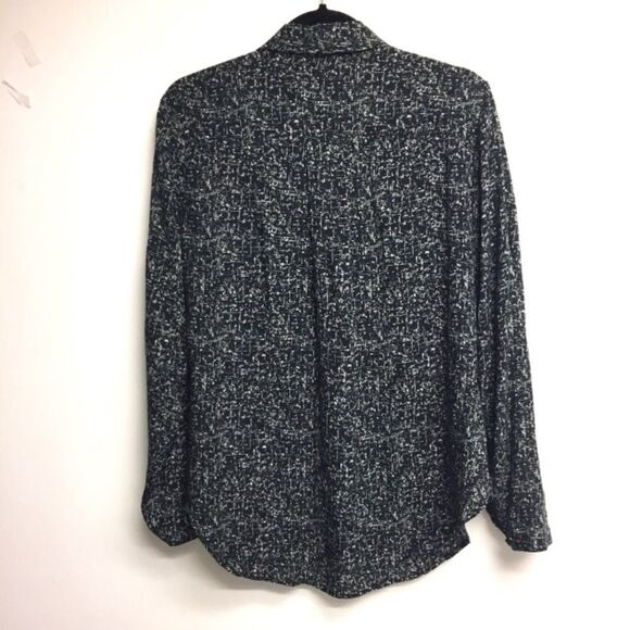 ANTHROPOLOGIE Cloth & Stone Button Front Blouse Black White Print M - Picture 4 of 6
